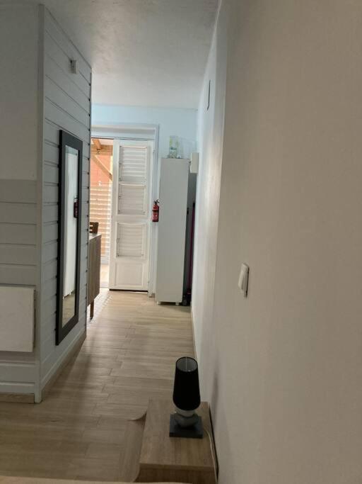 Agreable Logement, Bien Situe Schoelcher Luaran gambar